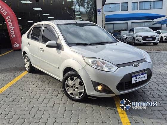 FORD FIESTA 1.6 ROCAM SEDAN 8V FLEX 4P MANUAL FORD FIESTA 1.6 ROCAM SEDAN 8V FLEX 4P MANUAL